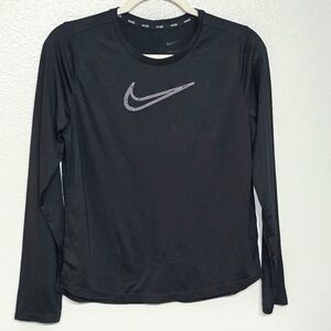 Nike Dri-Fit boys long sleeve shirt.  Size L. Nwt